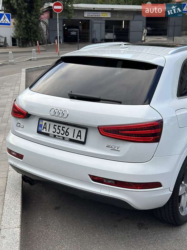 Внедорожник / Кроссовер Audi Q3 2015 в Киеве