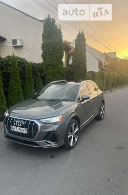 Внедорожник / Кроссовер Audi Q3 2020 в Виннице