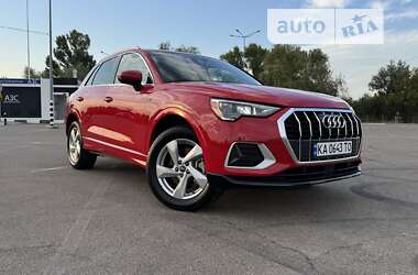 Внедорожник / Кроссовер Audi Q3 2020 в Киеве