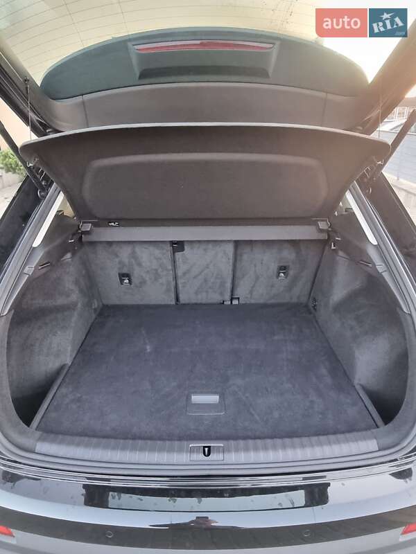 Внедорожник / Кроссовер Audi Q3 2020 в Львове фото 3 Внедорожник / Кроссовер Audi Q3 2020 в Львове