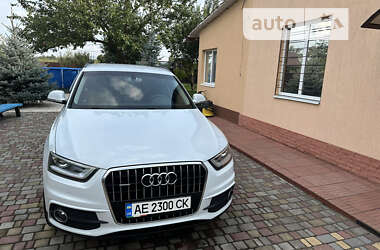 Позашляховик / Кросовер Audi Q3 2013 в Дніпрі