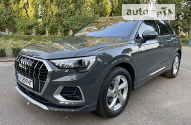 Внедорожник / Кроссовер Audi Q3 2020 в Киеве