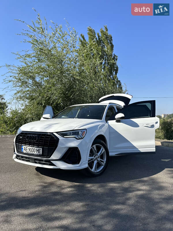 Позашляховик / Кросовер Audi Q3 2019 в Одесі