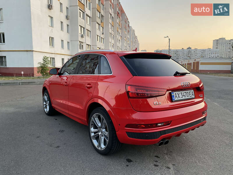 Позашляховик / Кросовер Audi Q3 2015 в Харкові