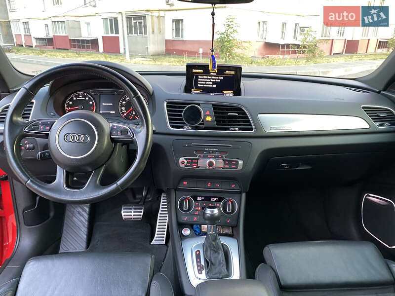 Позашляховик / Кросовер Audi Q3 2015 в Харкові