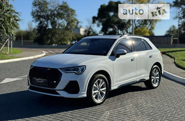 Внедорожник / Кроссовер Audi Q3 2020 в Одессе