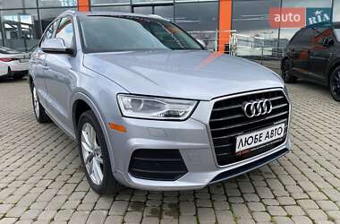 Внедорожник / Кроссовер Audi Q3 2017 в 