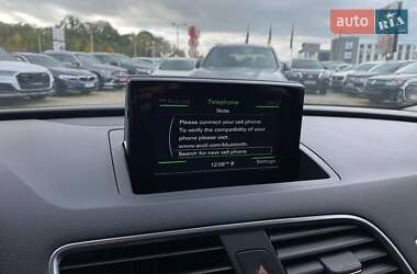 Внедорожник / Кроссовер Audi Q3 2017 в 