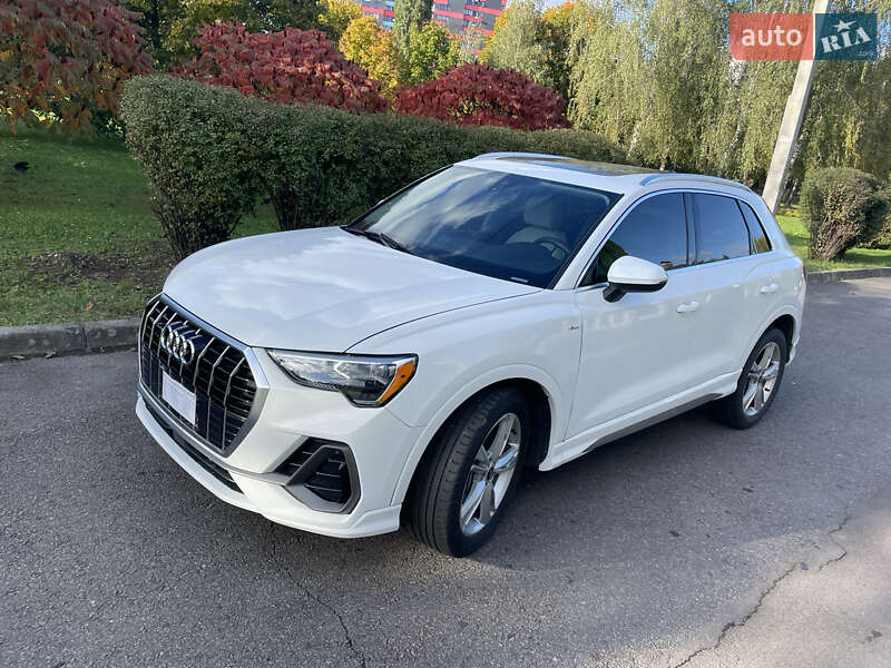 Внедорожник / Кроссовер Audi Q3 2021 в Ровно фото 7 Внедорожник / Кроссовер Audi Q3 2021 в Ровно