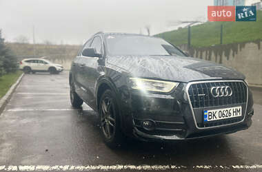 Внедорожник / Кроссовер Audi Q3 2012 в Ровно