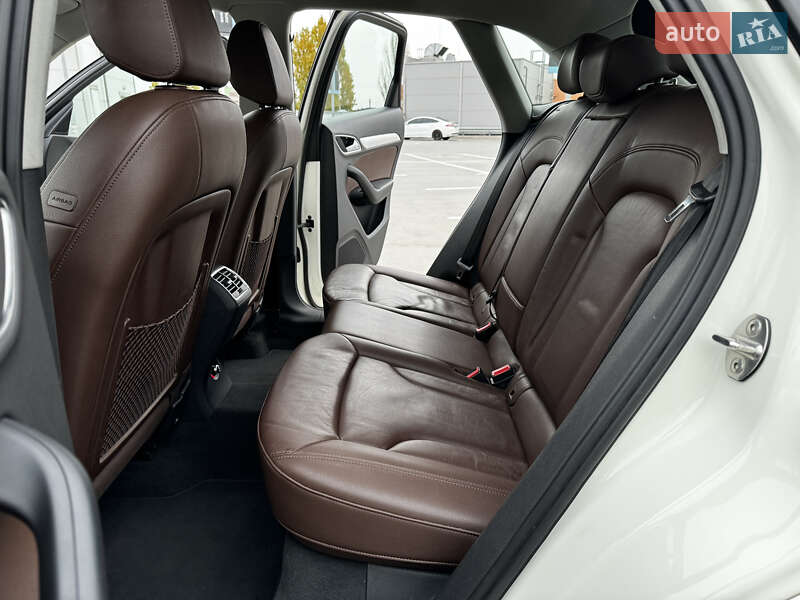 Внедорожник / Кроссовер Audi Q3 2013 в Киеве