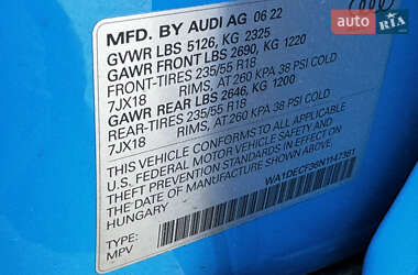 Позашляховик / Кросовер Audi Q3 2022 в 