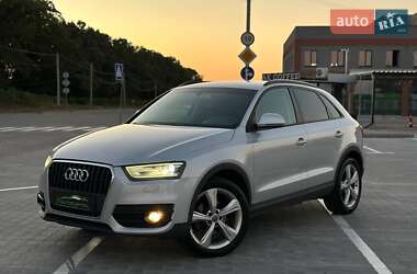 Позашляховик / Кросовер Audi Q3 2014 в Києві