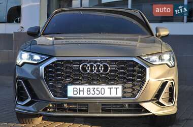 Внедорожник / Кроссовер Audi Q3 2020 в 