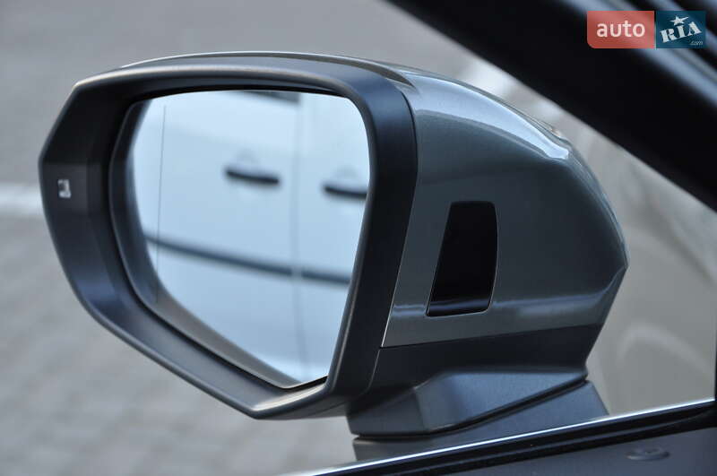 Внедорожник / Кроссовер Audi Q3 2020 в Одессе