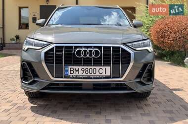 Позашляховик / Кросовер Audi Q3 2019 в Києві