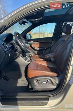 Внедорожник / Кроссовер Audi Q3 2015 в 
