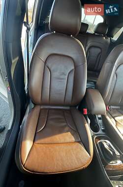 Внедорожник / Кроссовер Audi Q3 2015 в 