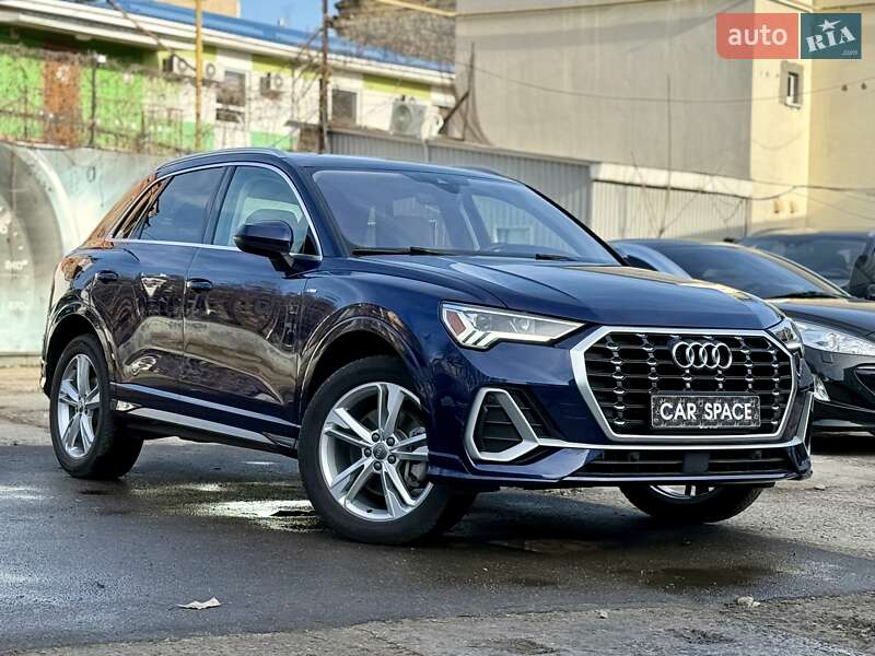 Позашляховик / Кросовер Audi Q3 2020 в Одесі