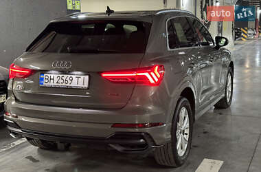 Позашляховик / Кросовер Audi Q3 2020 в Миколаєві