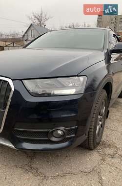 Внедорожник / Кроссовер Audi Q3 2013 в Черкассах