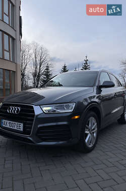Внедорожник / Кроссовер Audi Q3 2017 в 