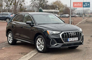 Позашляховик / Кросовер Audi Q3 2021 в Харкові