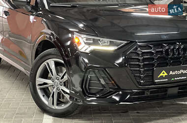 Внедорожник / Кроссовер Audi Q3 2019 в 