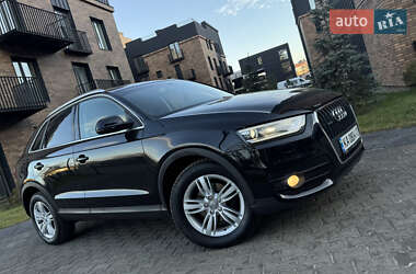 Внедорожник / Кроссовер Audi Q3 2012 в 