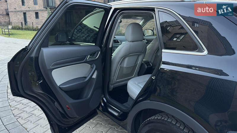 Внедорожник / Кроссовер Audi Q3 2012 в Ивано-Франковске