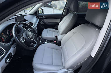 Внедорожник / Кроссовер Audi Q3 2012 в 