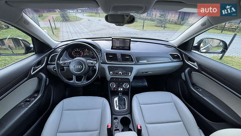Внедорожник / Кроссовер Audi Q3 2012 в Ивано-Франковске
