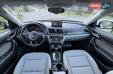 Внедорожник / Кроссовер Audi Q3 2012 в 