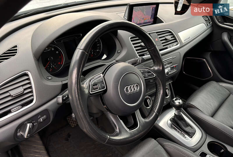 Позашляховик / Кросовер Audi Q3 2016 в Чернівцях
