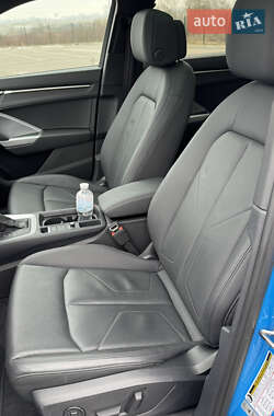 Внедорожник / Кроссовер Audi Q3 2023 в 