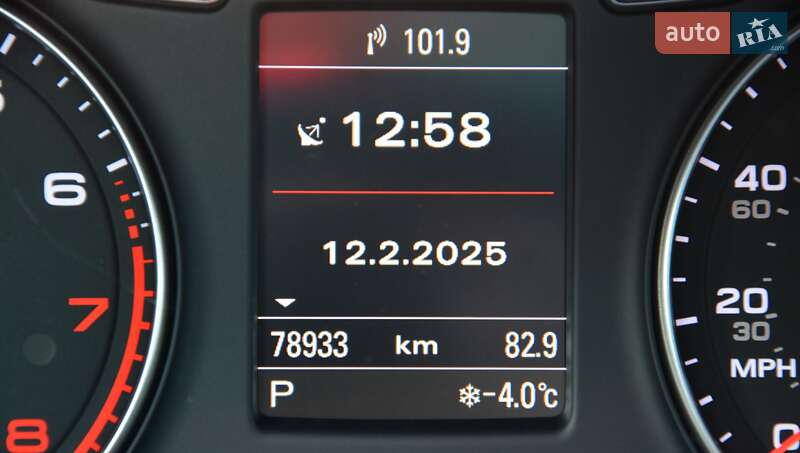 Внедорожник / Кроссовер Audi Q3 2015 в Киеве