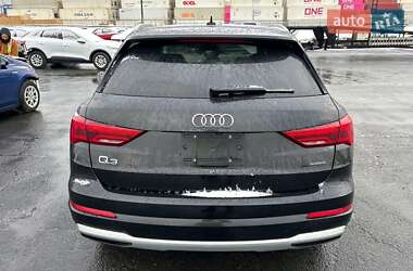 Внедорожник / Кроссовер Audi Q3 2020 в 