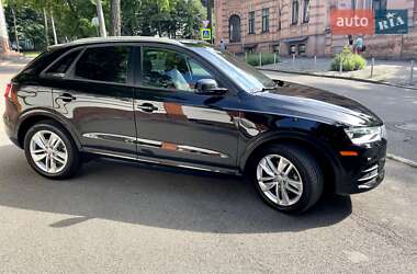 Внедорожник / Кроссовер Audi Q3 2016 в 