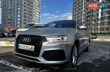 Внедорожник / Кроссовер Audi Q3 2017 в Киеве