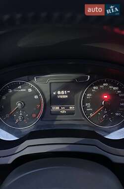 Внедорожник / Кроссовер Audi Q3 2016 в 