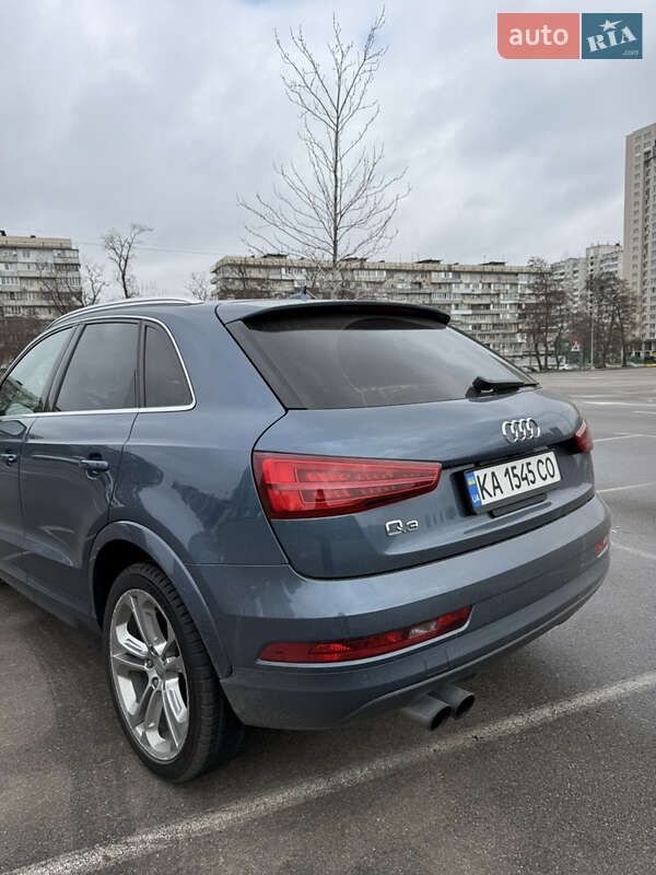 Внедорожник / Кроссовер Audi Q3 2016 в Киеве