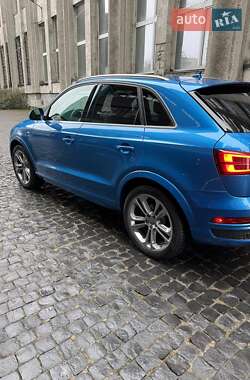Внедорожник / Кроссовер Audi Q3 2015 в 