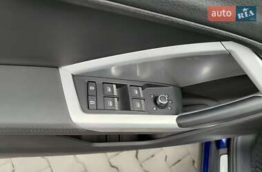 Внедорожник / Кроссовер Audi Q3 2024 в 