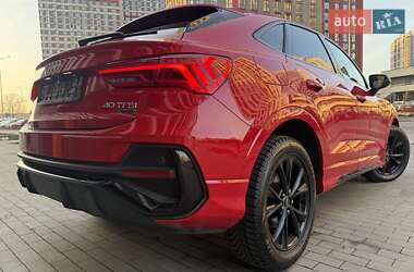 Внедорожник / Кроссовер Audi Q3 2022 в Киеве