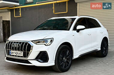 Внедорожник / Кроссовер Audi Q3 2021 в Житомире