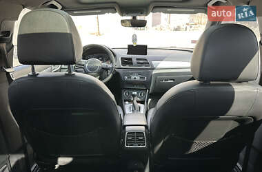 Позашляховик / Кросовер Audi Q3 2016 в 