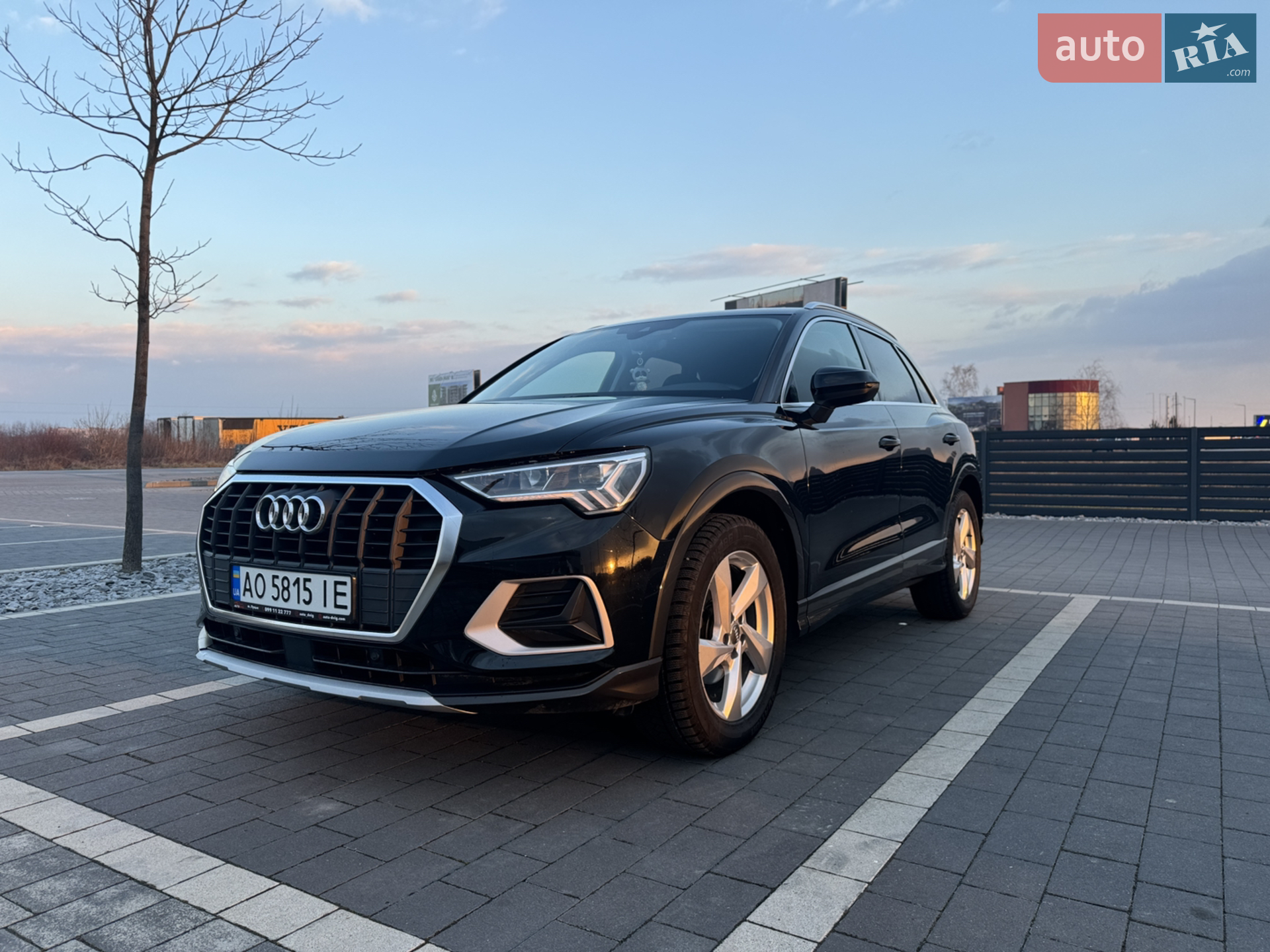 2019 Audi Q3 - фото 1