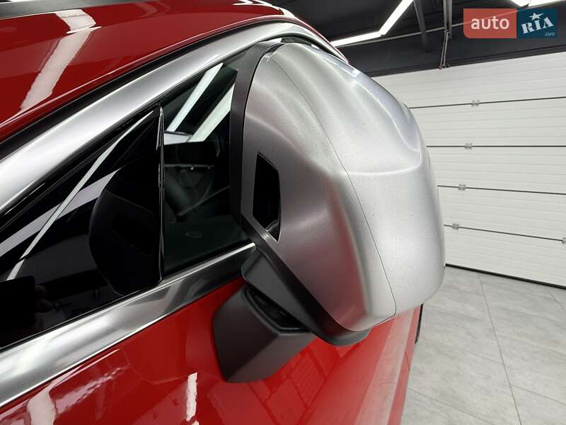 Позашляховик / Кросовер Audi Q3 2022 в Києві