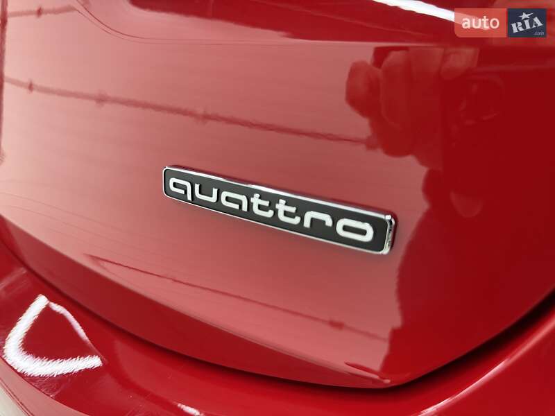 Позашляховик / Кросовер Audi Q3 2022 в Києві