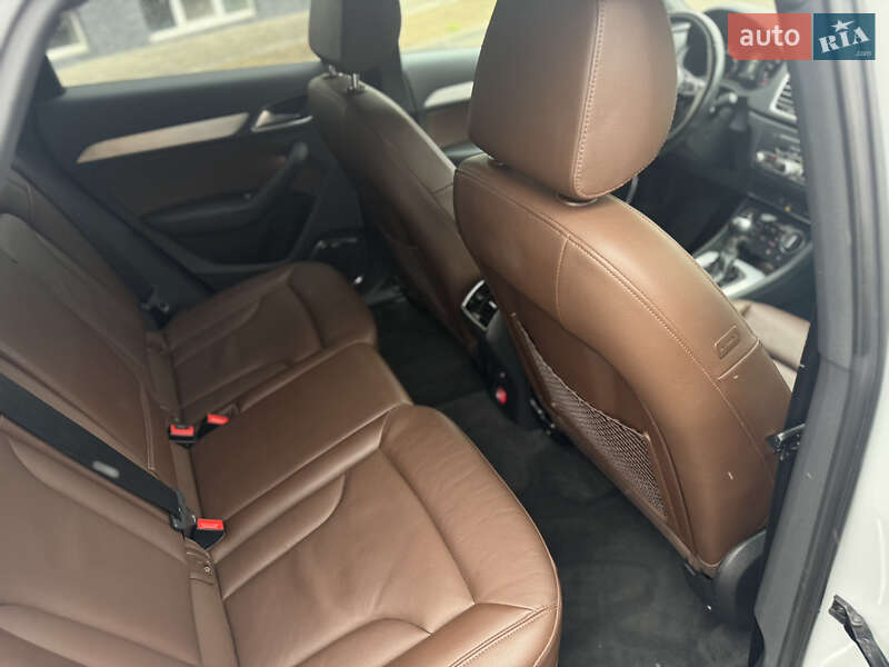 Внедорожник / Кроссовер Audi Q3 2018 в Черновцах